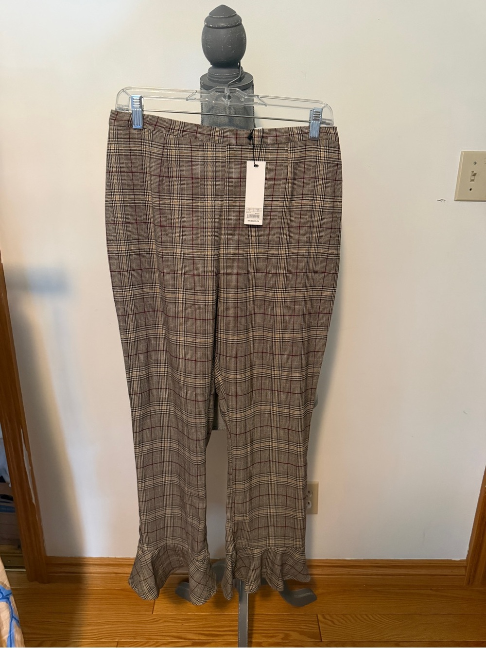 BB Dakota Plaid Ruffle-Hem Pants - Brown with Red Accents
